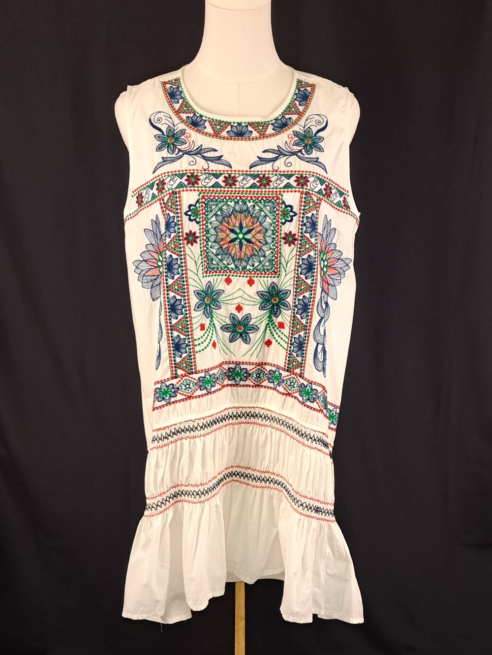 Freeway Anthro White Embroidered Boho Mini Dress Floral Geometric Ruffle Large L